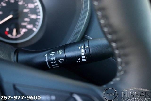 2025 Nissan Sentra SV CVT