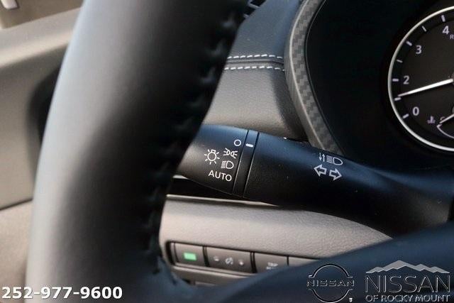 2025 Nissan Sentra SV CVT