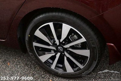 2025 Nissan Sentra SV CVT