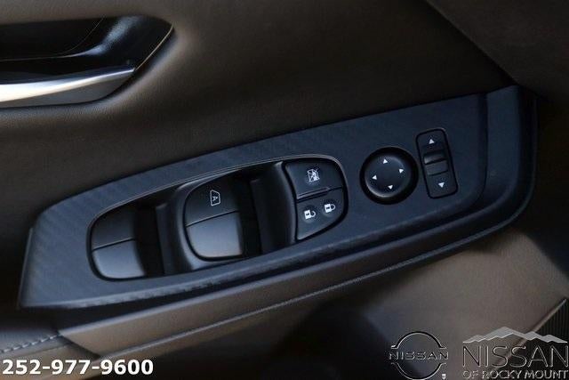 2025 Nissan Sentra SV CVT