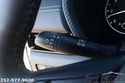 2025 Nissan Sentra SV CVT