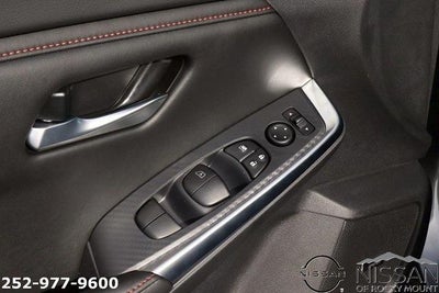 2025 Nissan Sentra SR CVT