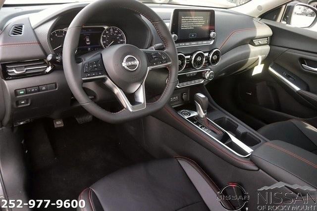2025 Nissan Sentra SR CVT