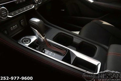 2025 Nissan Sentra SR CVT