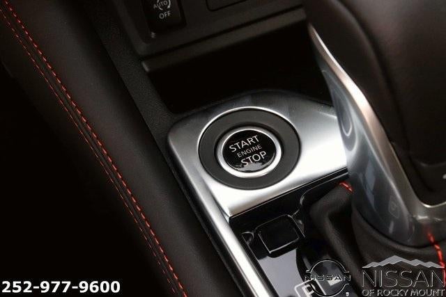 2025 Nissan Sentra SR CVT