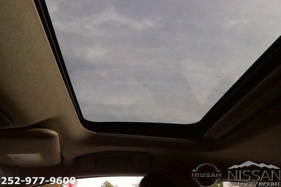 2025 Nissan Sentra SR CVT