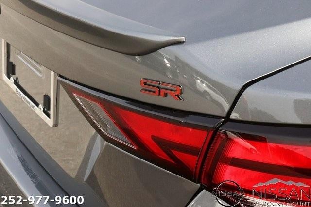 2025 Nissan Sentra SR CVT