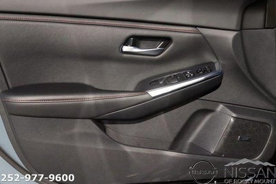 2025 Nissan Sentra SR CVT