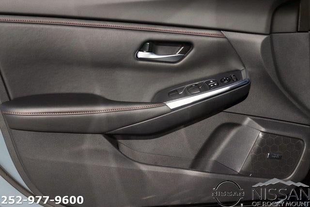 2025 Nissan Sentra SR CVT