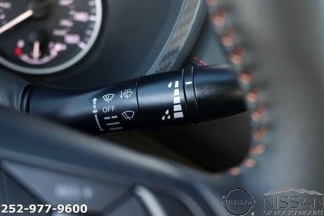 2025 Nissan Sentra SR CVT