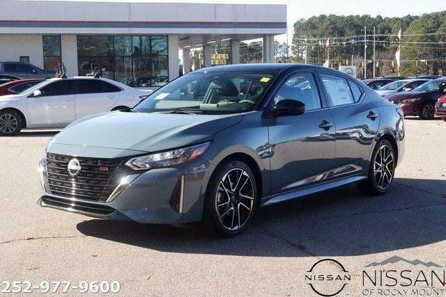 2025 Nissan Sentra SR CVT