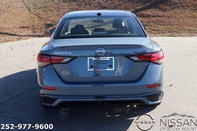 2025 Nissan Sentra SR CVT