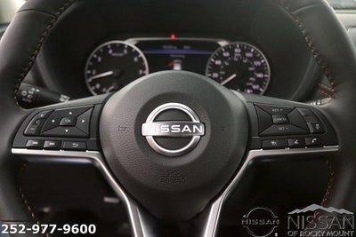2025 Nissan Sentra SR CVT