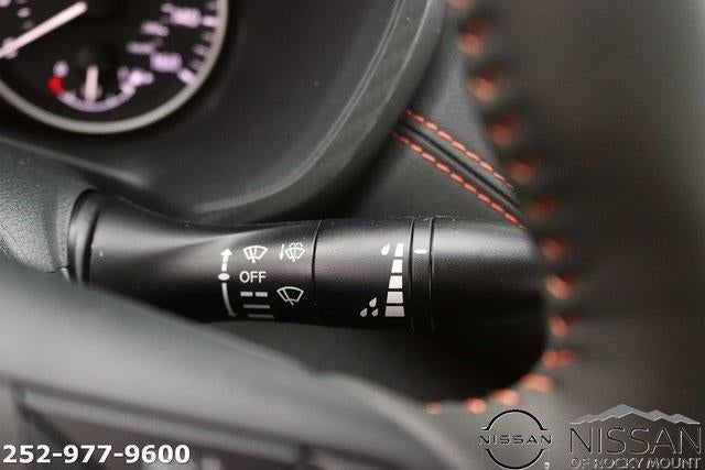 2025 Nissan Sentra SR CVT