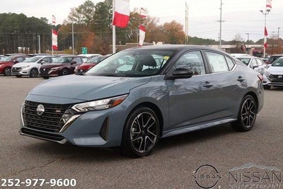 2025 Nissan Sentra SR CVT