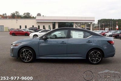 2025 Nissan Sentra SR CVT