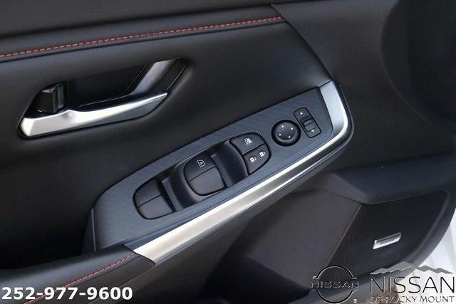 2025 Nissan Sentra SR CVT