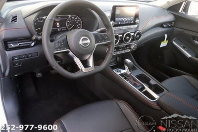 2025 Nissan Sentra SR CVT