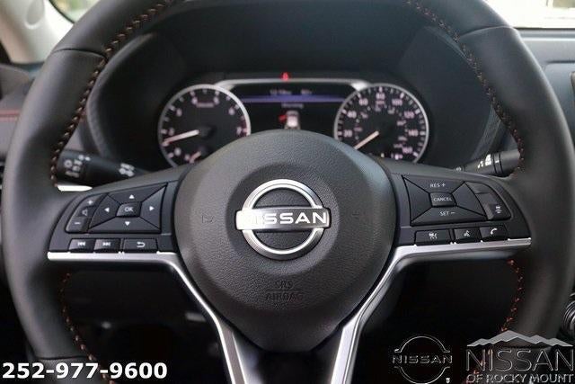 2025 Nissan Sentra SR CVT