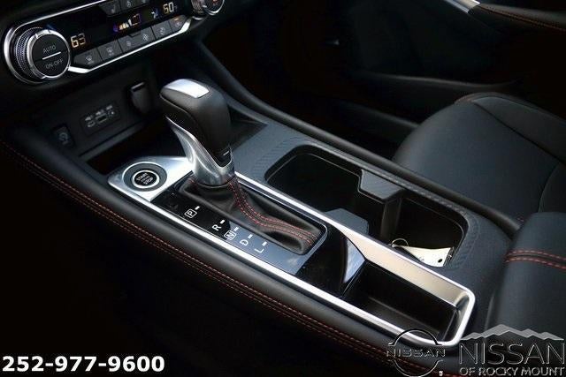 2025 Nissan Sentra SR CVT