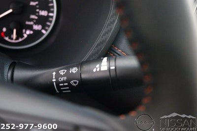 2025 Nissan Sentra SR CVT