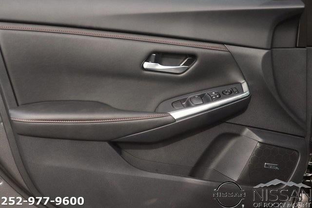 2025 Nissan Sentra SR CVT