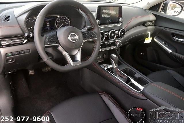 2025 Nissan Sentra SR CVT