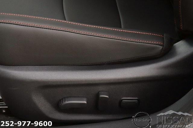 2025 Nissan Sentra SR CVT