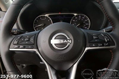 2025 Nissan Sentra SR CVT