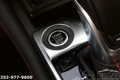 2025 Nissan Sentra SR CVT