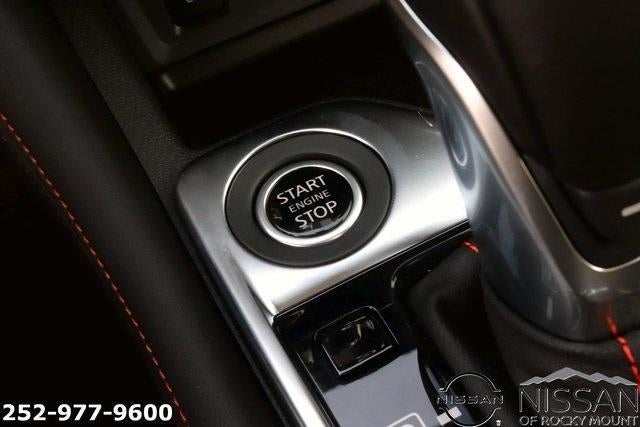 2025 Nissan Sentra SR CVT