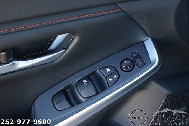 2025 Nissan Sentra SR CVT