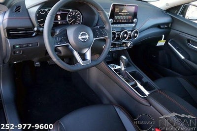 2025 Nissan Sentra SR CVT