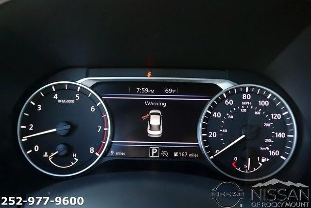 2025 Nissan Sentra SR CVT