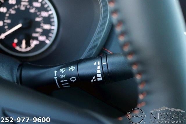 2025 Nissan Sentra SR CVT