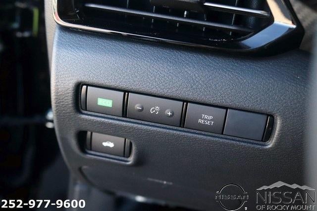 2025 Nissan Sentra SR CVT