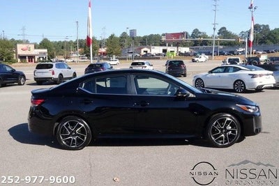 2025 Nissan Sentra SR CVT