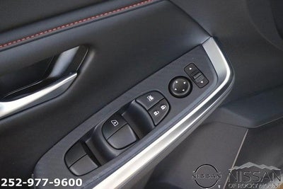 2025 Nissan Sentra SR CVT