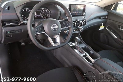 2025 Nissan Sentra SR CVT