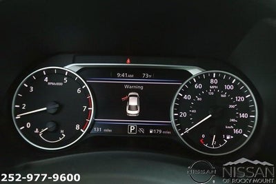 2025 Nissan Sentra SR CVT