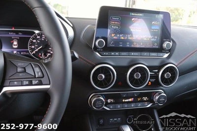 2025 Nissan Sentra SR CVT