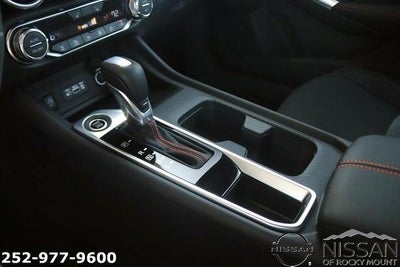 2025 Nissan Sentra SR CVT