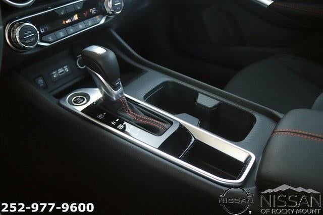 2025 Nissan Sentra SR CVT