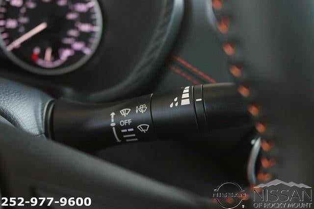 2025 Nissan Sentra SR CVT