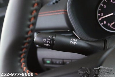 2025 Nissan Sentra SR CVT