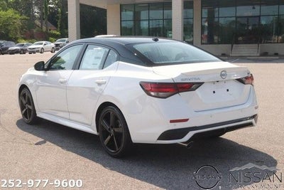 2025 Nissan Sentra SR CVT