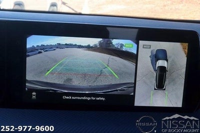 2025 Nissan Sentra SR CVT