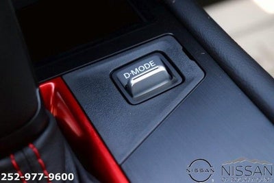 2025 Nissan Sentra SR CVT