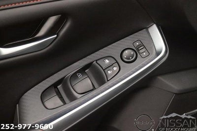 2025 Nissan Sentra SR CVT