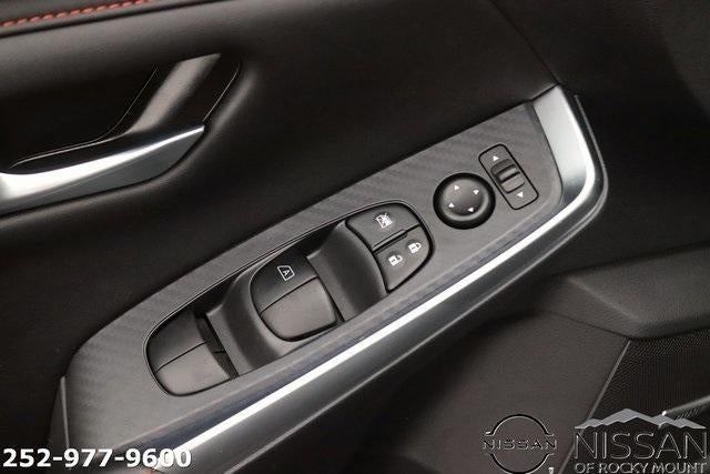 2025 Nissan Sentra SR CVT